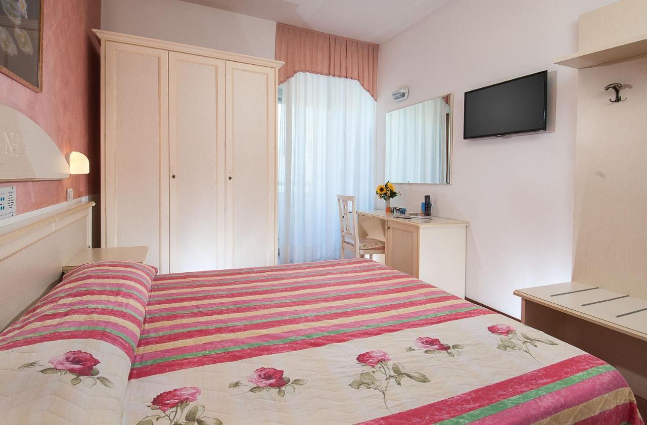 Hotel Napoleon غابيتّشي ماري المظهر الخارجي الصورة